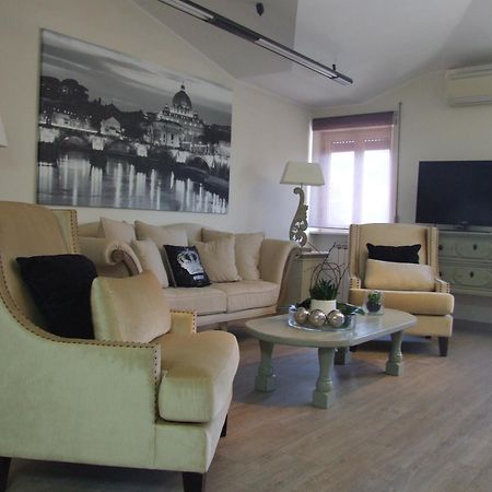 Residenza I Ciclamini Bed & Breakfast Рим Екстериор снимка