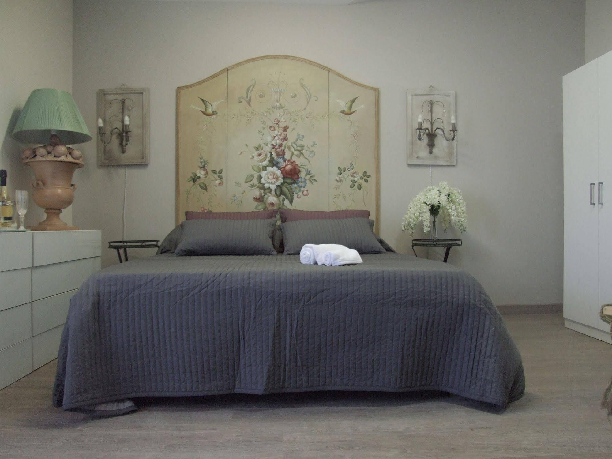 Residenza I Ciclamini Bed & Breakfast Рим Екстериор снимка